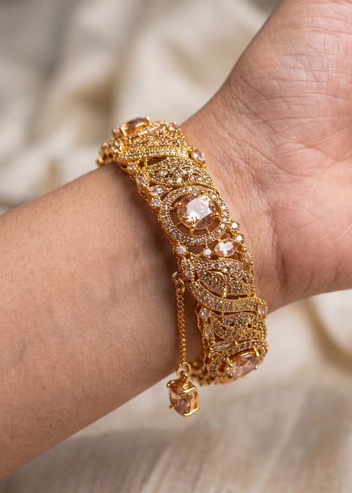 Shop the Naal Traditional Bangle from Zarosh Jewel