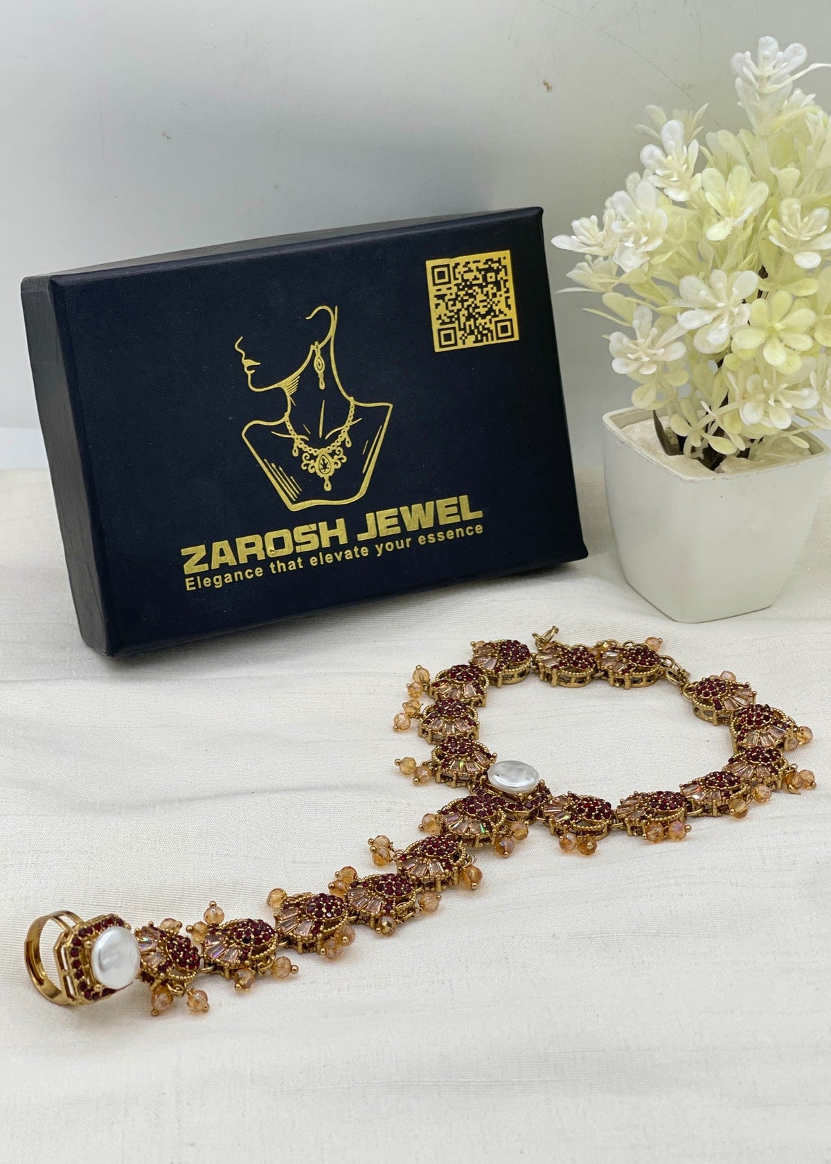 Shop the Naba traditional Anja from Zarosh Jewel