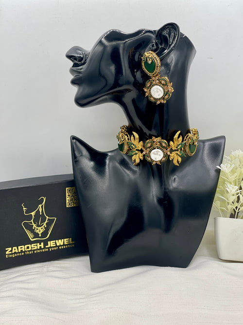 Shop the Nahila Traditional Choker Set from Zarosh Jewel