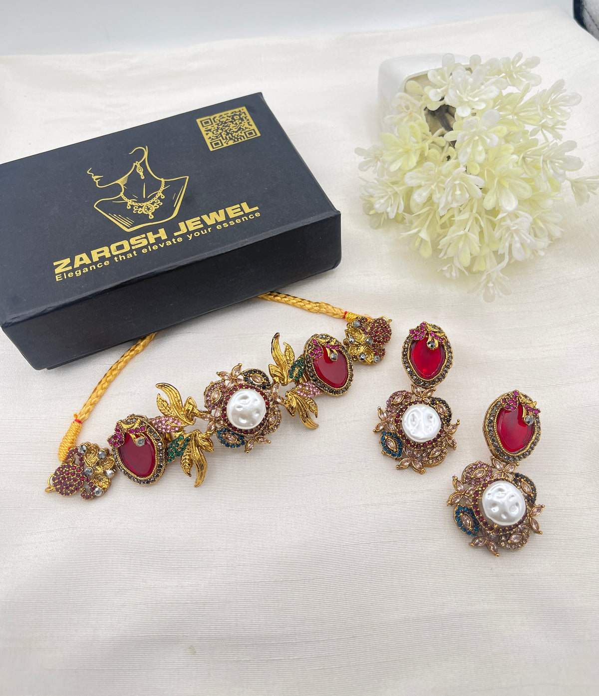 Shop the Nahila Traditional Choker Set from Zarosh Jewel