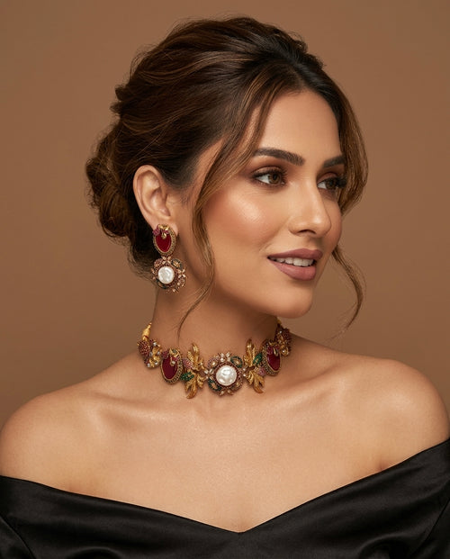 Shop the Nahila Traditional Choker Set from Zarosh Jewel