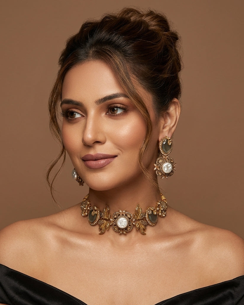 Shop the Nahila Traditional Choker Set from Zarosh Jewel