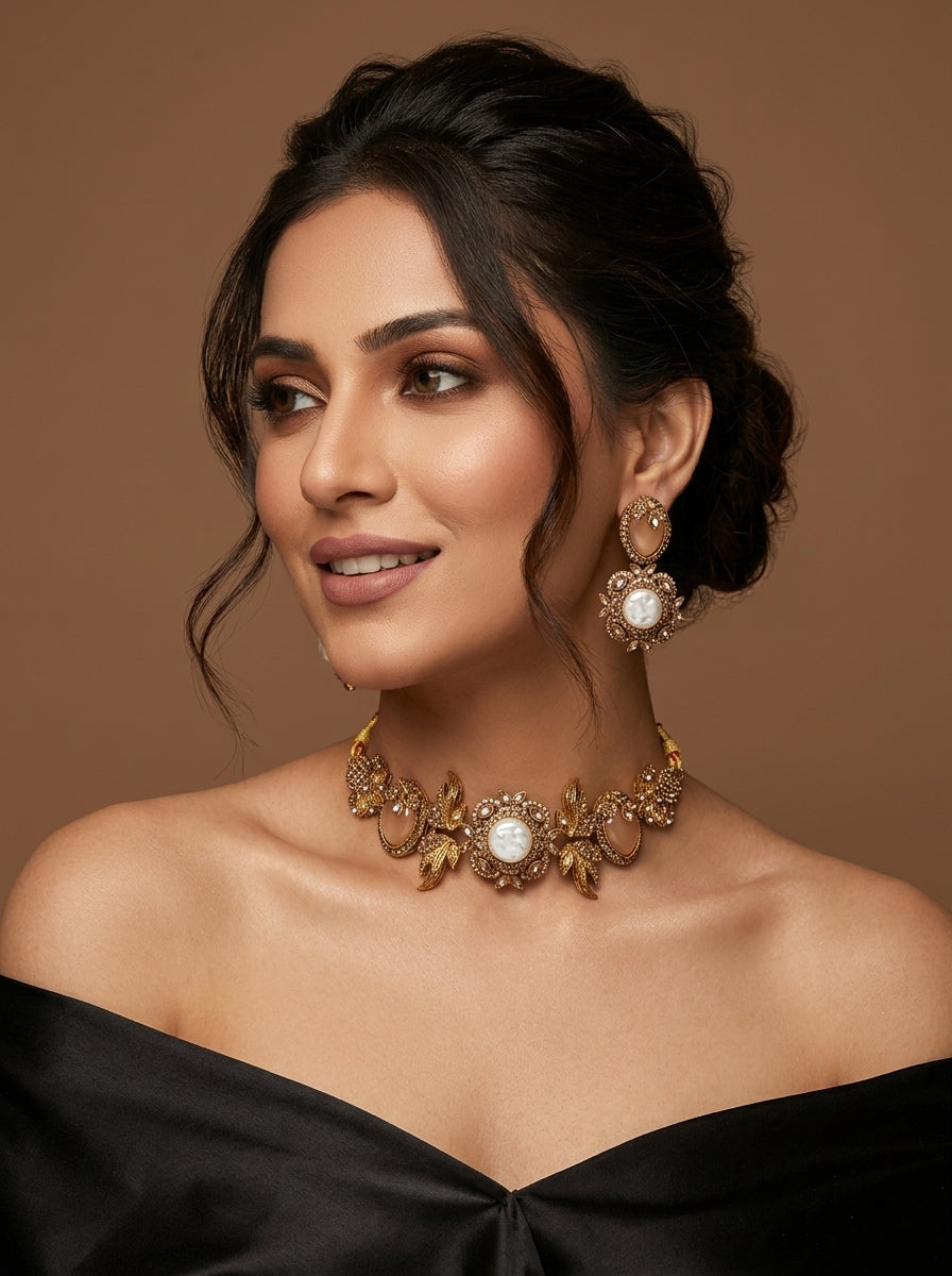 Shop the Nahila Traditional Choker Set from Zarosh Jewel
