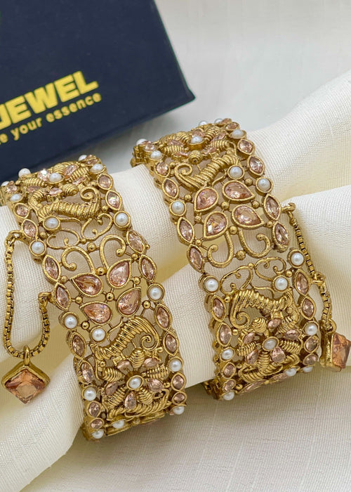 Shop the Naina Openable Bangle Set from Zarosh Jewel