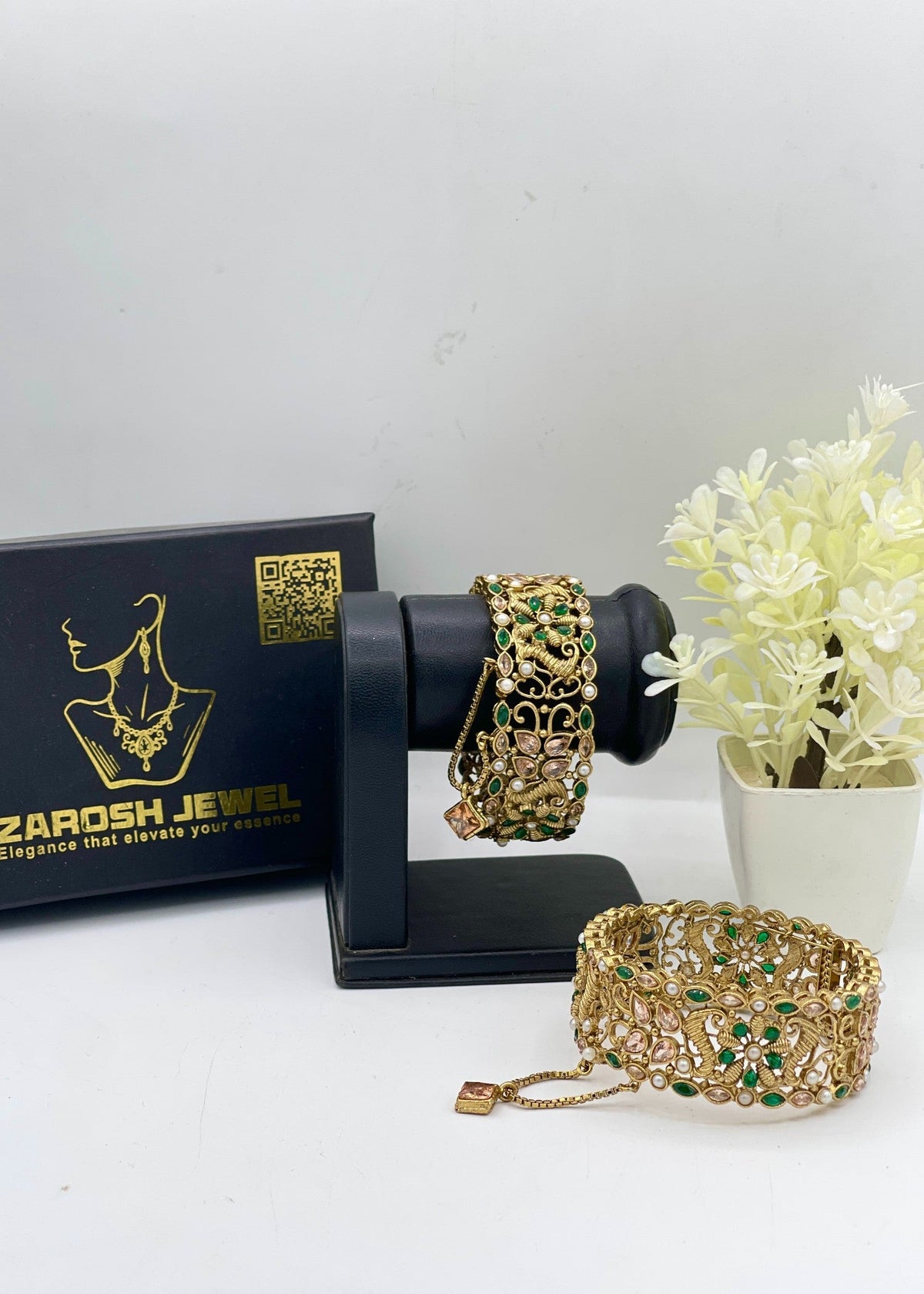 Shop the Naina Openable Bangle Set from Zarosh Jewel