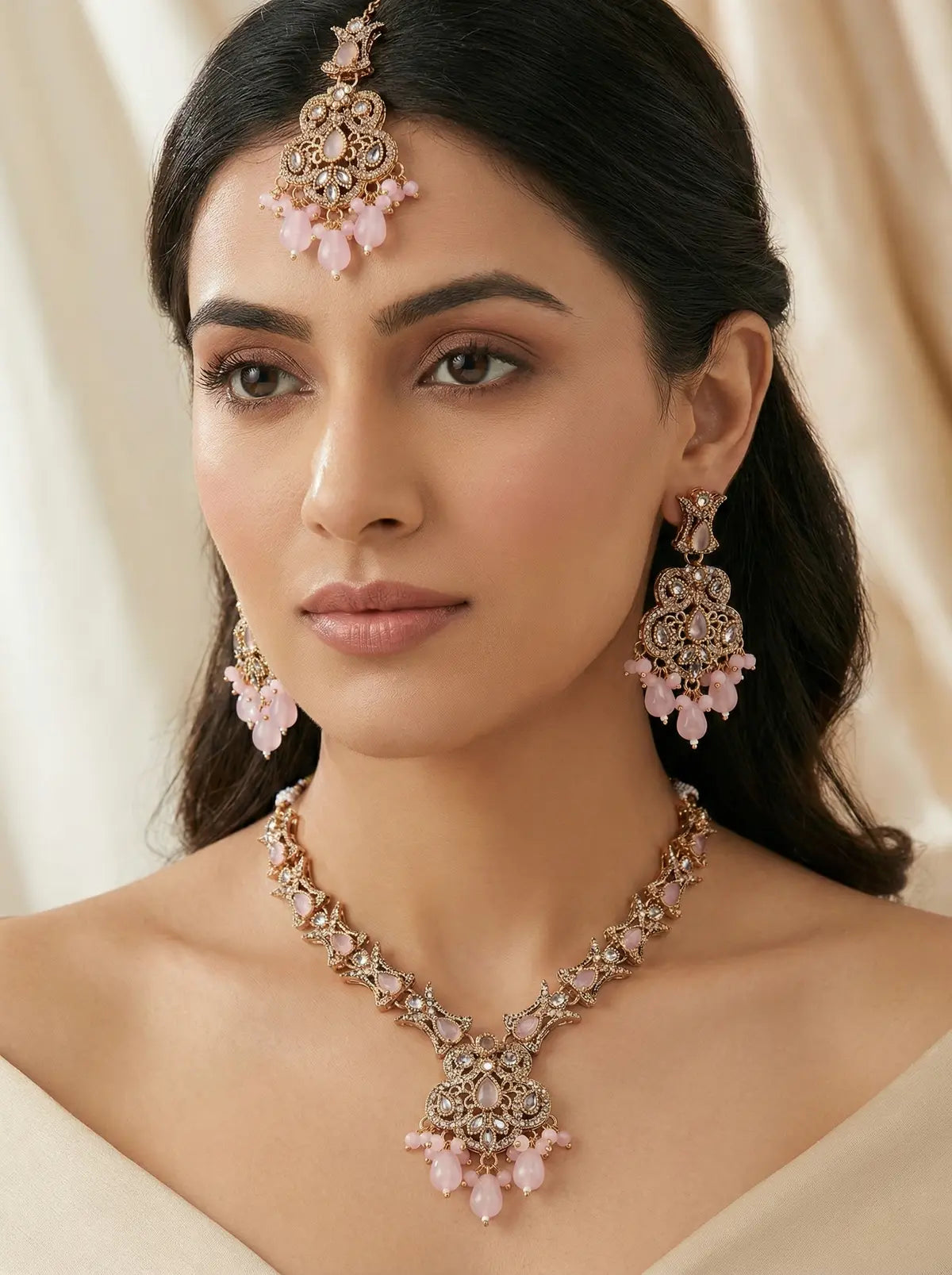 Nayab Luxe Necklace set