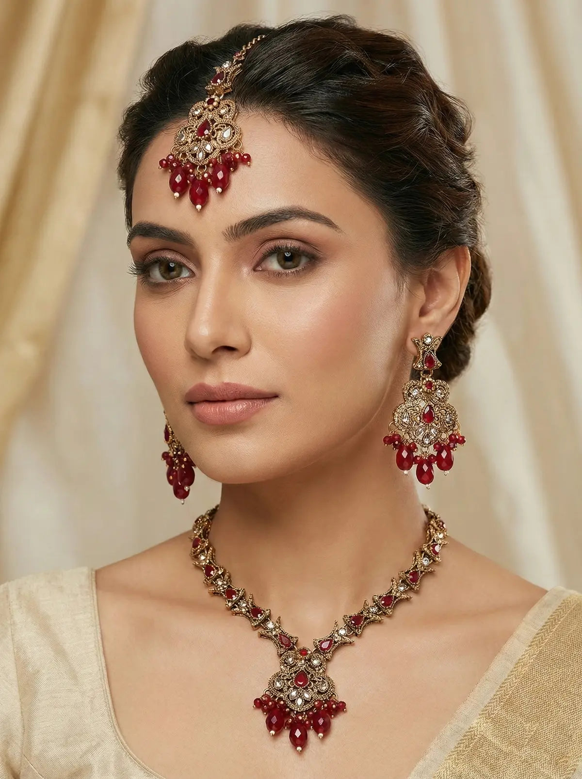 Nayab Luxe Necklace set
