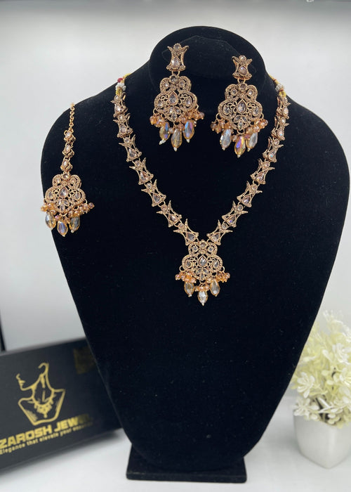 Shop the Nayab Luxe Necklace set from Zarosh Jewel