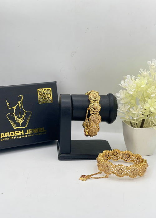 Shop the Naziya Openable Bangle Set from Zarosh Jewel