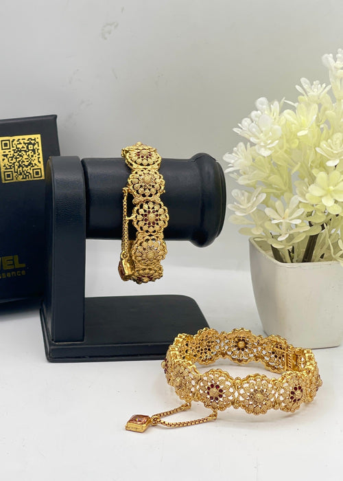 Shop the Naziya Openable Bangle Set from Zarosh Jewel