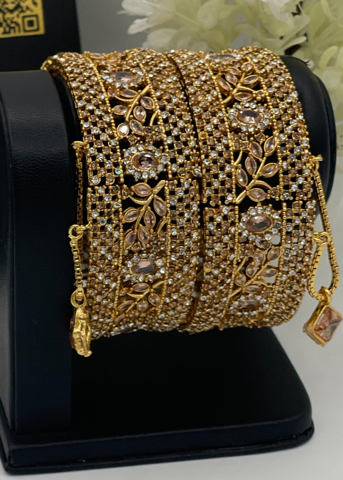 Shop the Nazuk Bangle Set from Zarosh Jewel