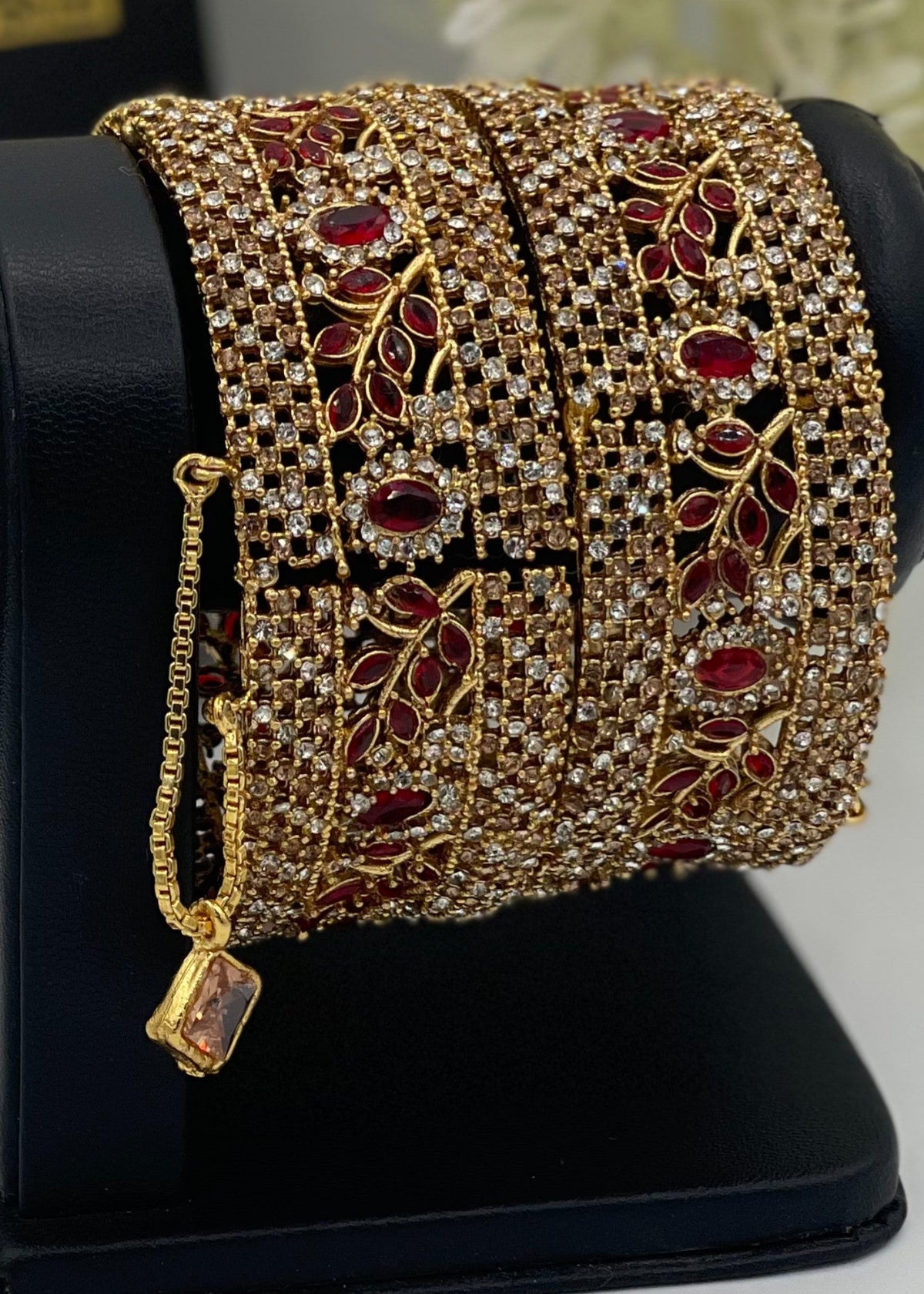 Shop the Nazuk Bangle Set from Zarosh Jewel