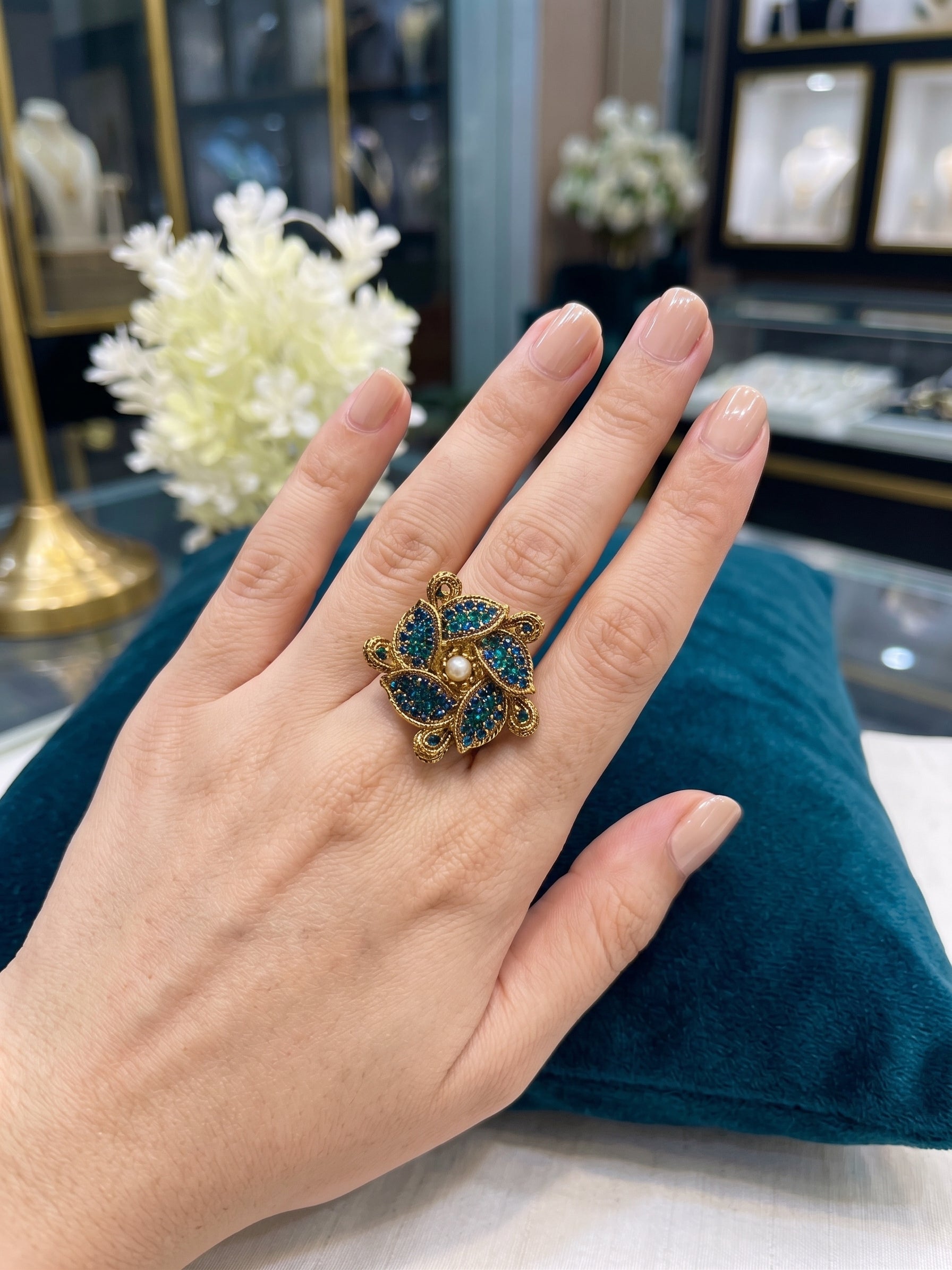 Neva Traditional Ring