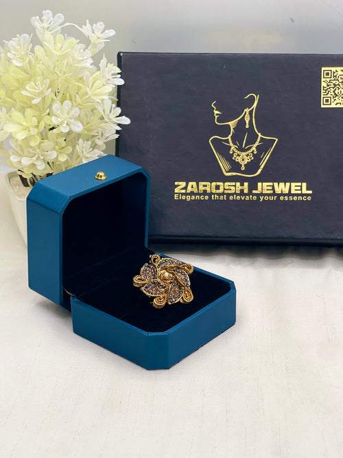 Neva Traditional Ring