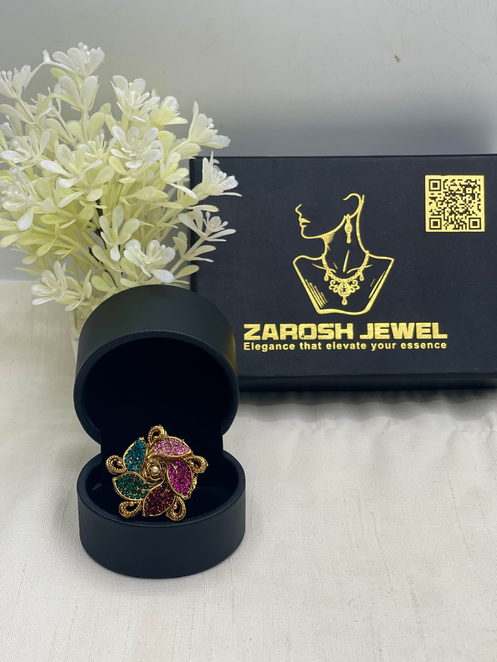 Neva Traditional Ring