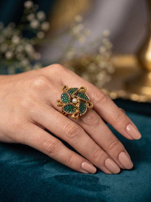 Neva Traditional Ring