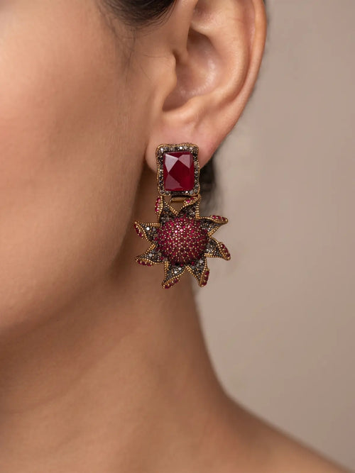 Nimra Stellar Droplet Earring