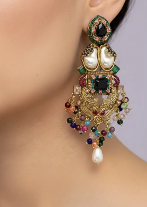 Shop the Nivara Regal Choker Set from Zarosh Jewel