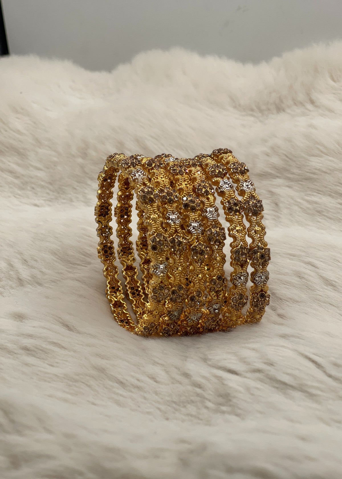 Shop the Noor Heritage Kada from Zarosh Jewel
