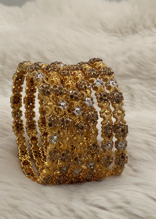Shop the Noor Heritage Kada from Zarosh Jewel