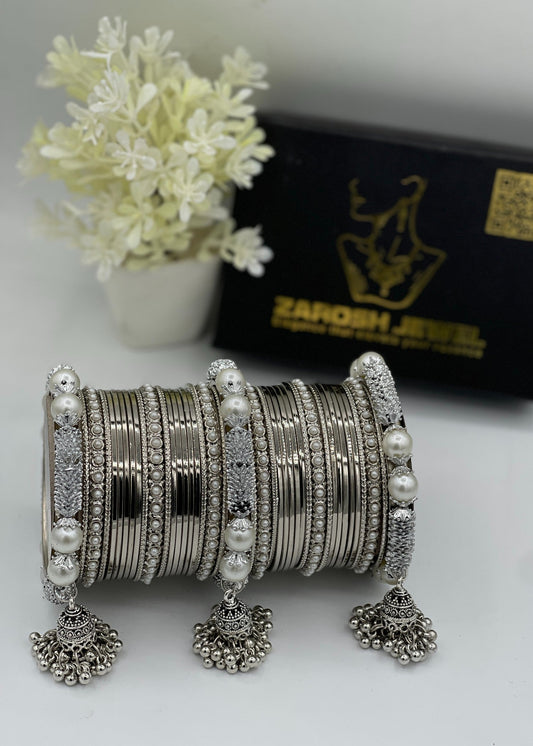 Noora Bangle Set by Zarosh Jewel