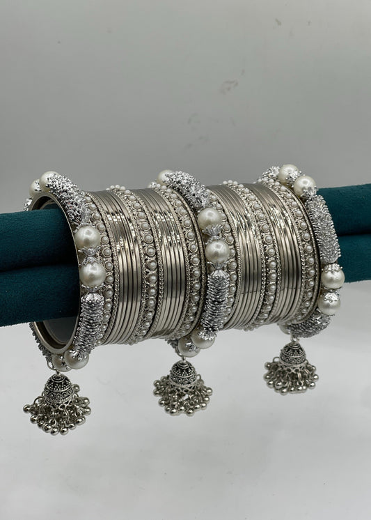 Shop the Noora Bangle Set from Zarosh Jewel