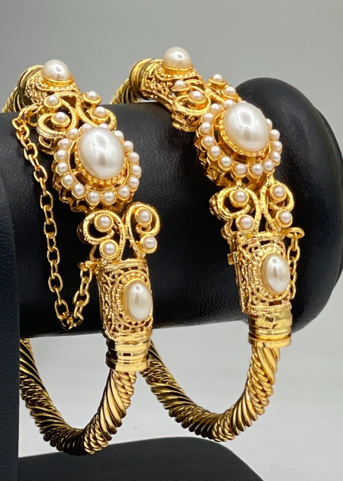 Shop the Noorani Heritage Kadas from Zarosh Jewel
