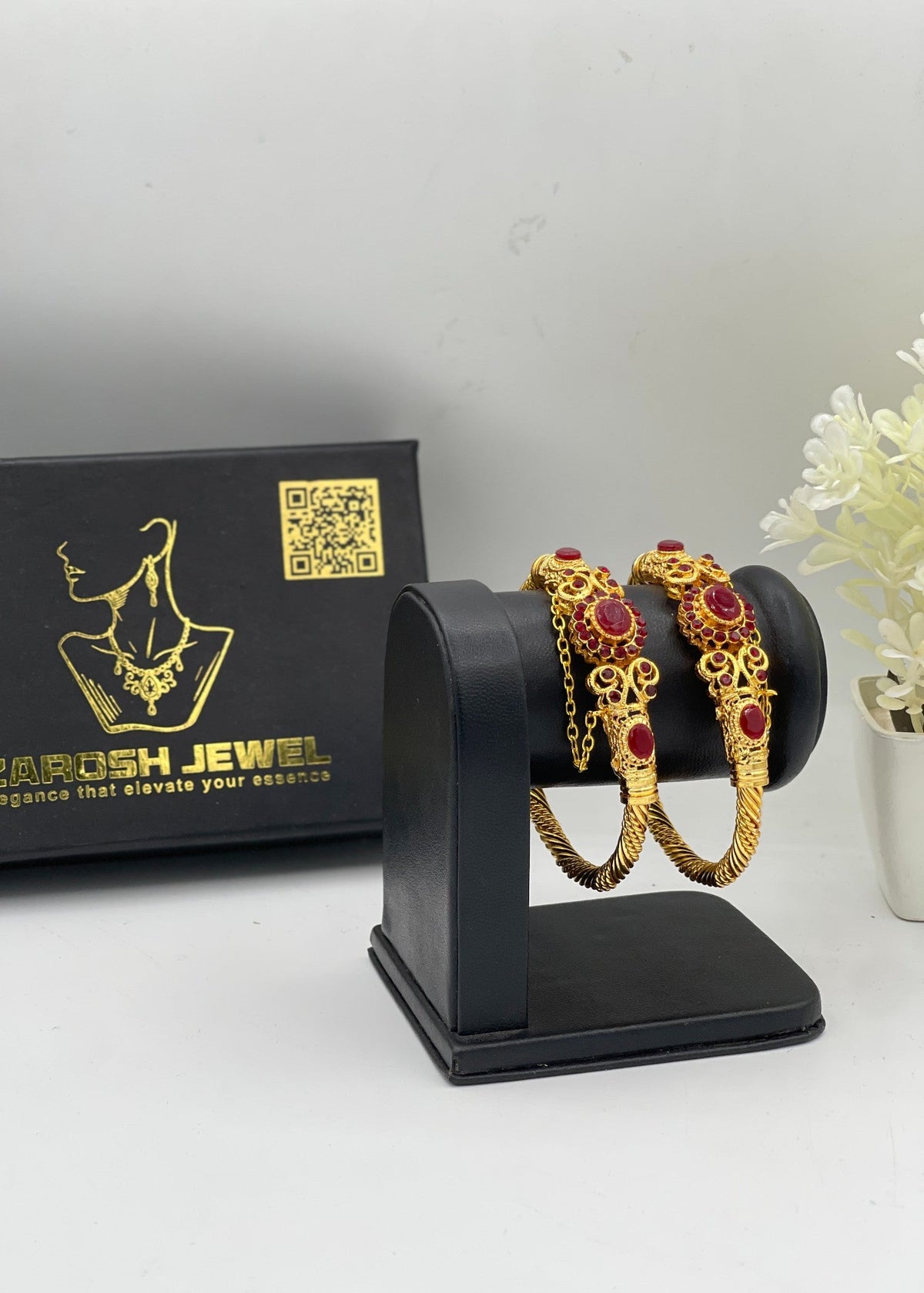 Shop the Noorani Heritage Kadas from Zarosh Jewel