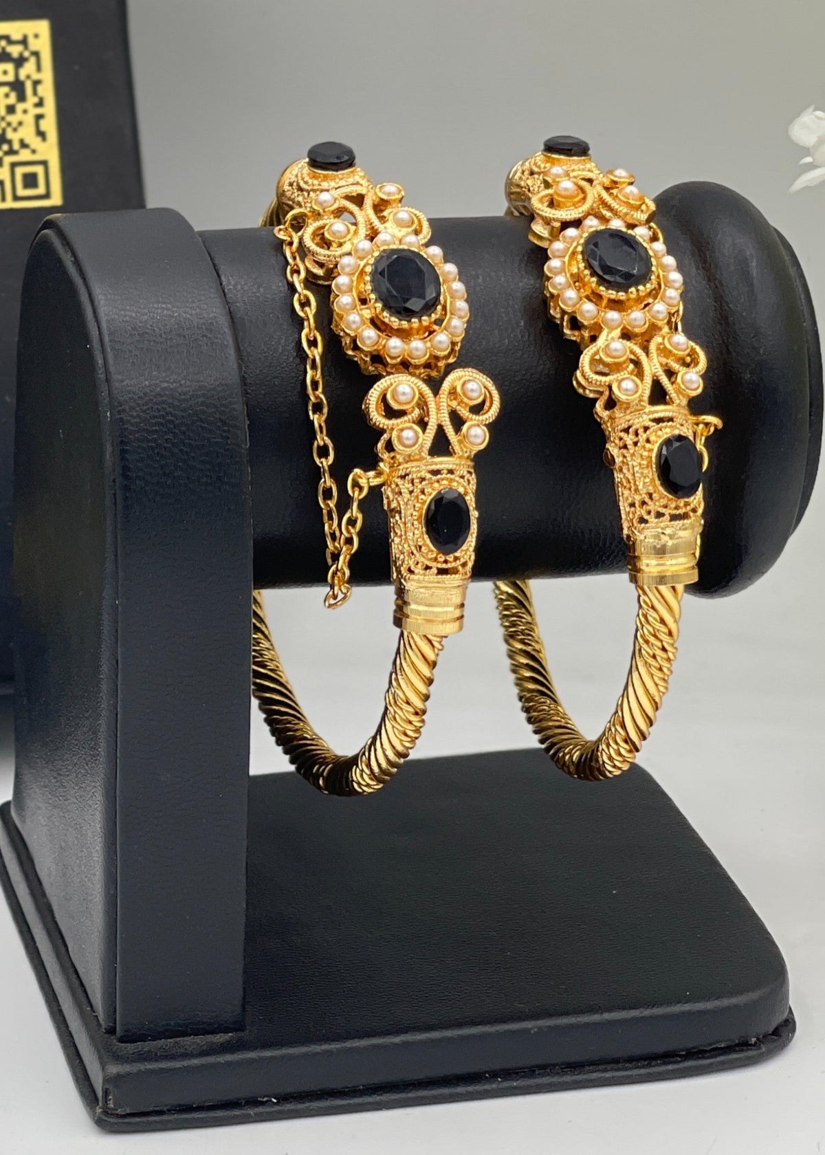 Shop the Noorani Heritage Kadas from Zarosh Jewel