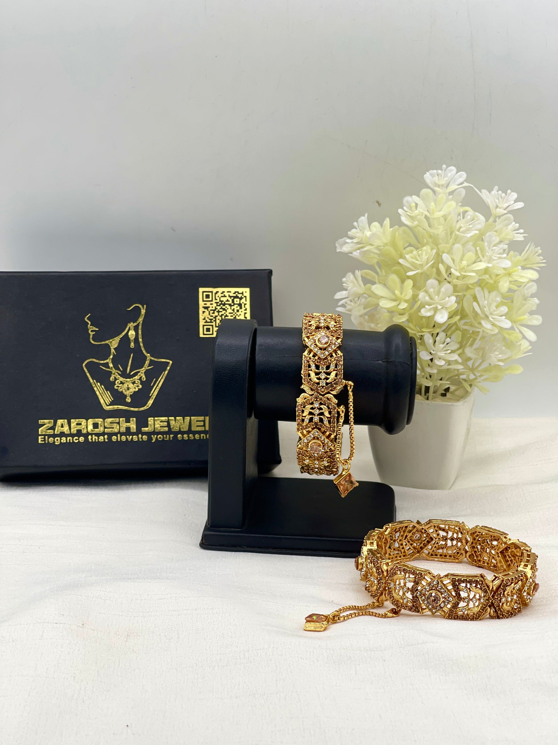 Orla Heritage Bangle