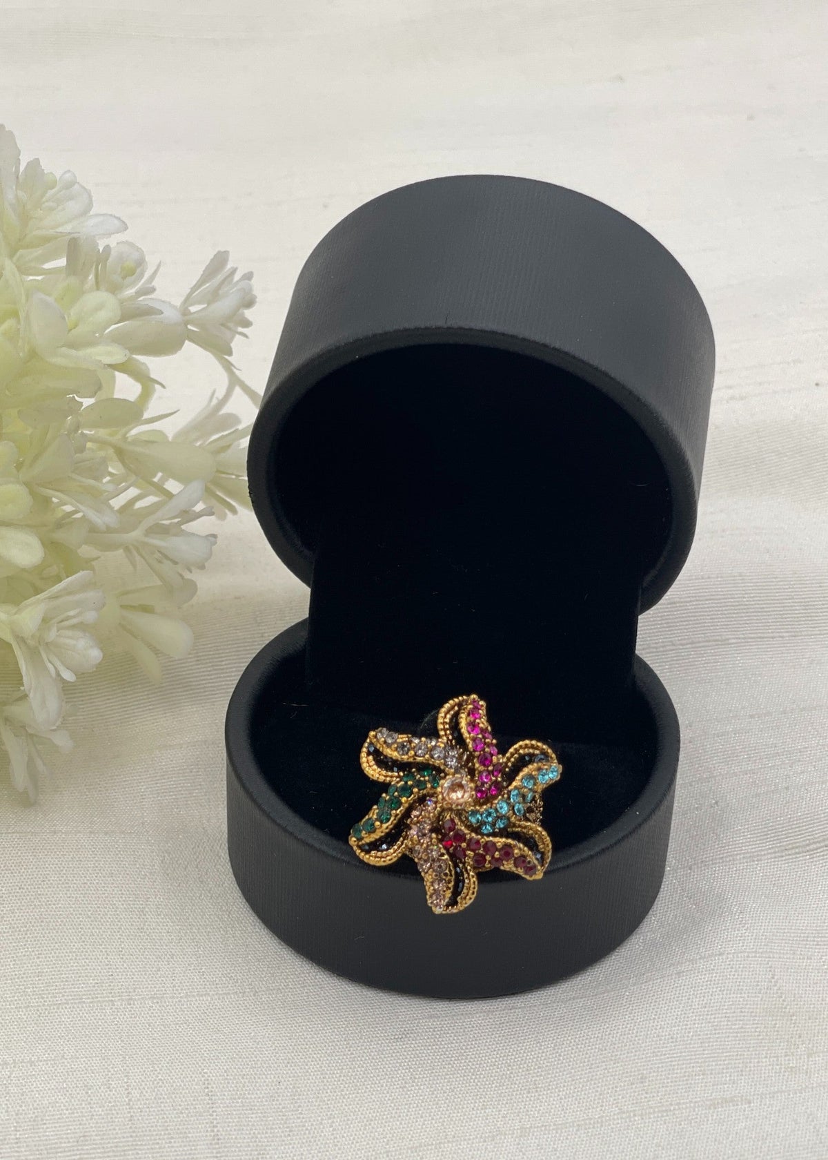 Shop the Qudsia Elegent Ring from Zarosh Jewel