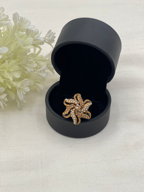 Qudsia Elegent Ring