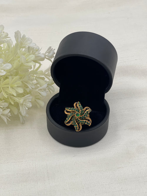 Qudsia Elegent Ring