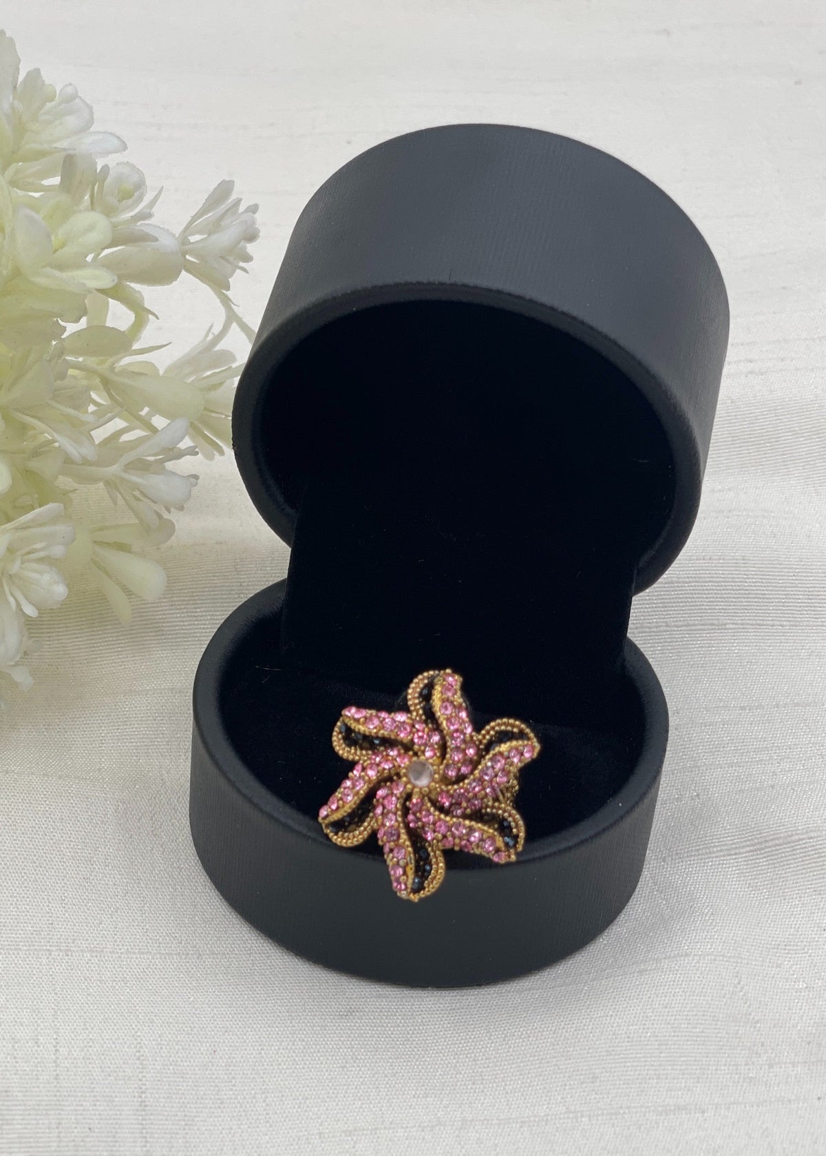 Shop the Qudsia Elegent Ring from Zarosh Jewel