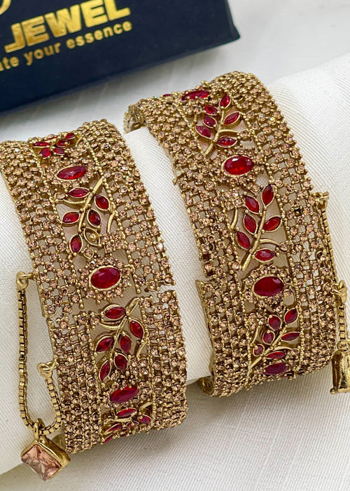 Shop the Rafiya Openable Bangle Set from Zarosh Jewel