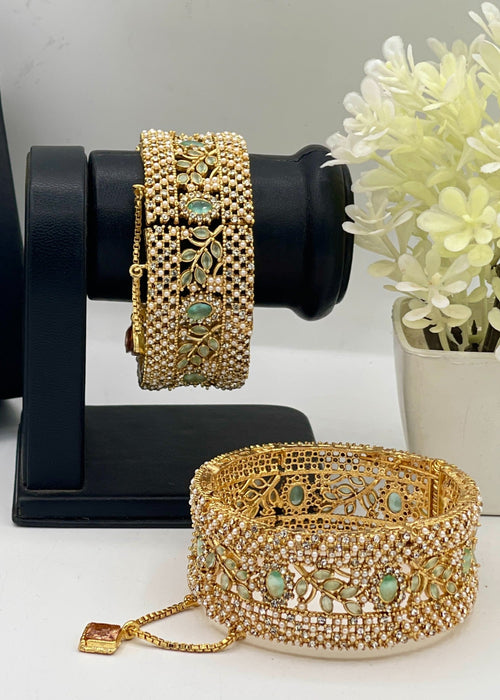 Shop the Rafiya Openable Bangle Set from Zarosh Jewel