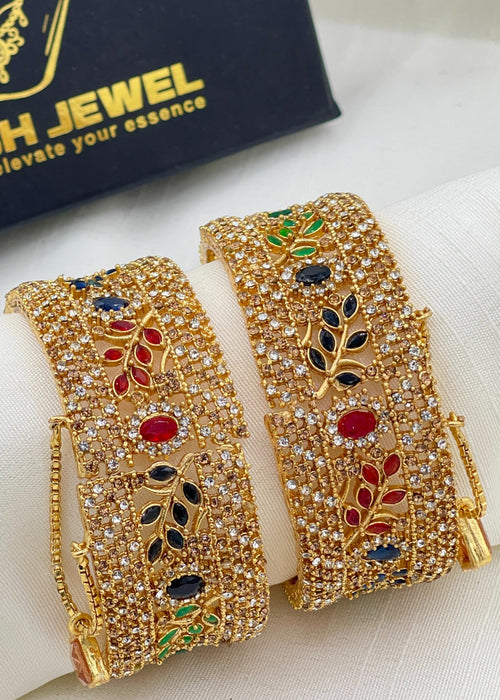 Shop the Rafiya Openable Bangle Set from Zarosh Jewel