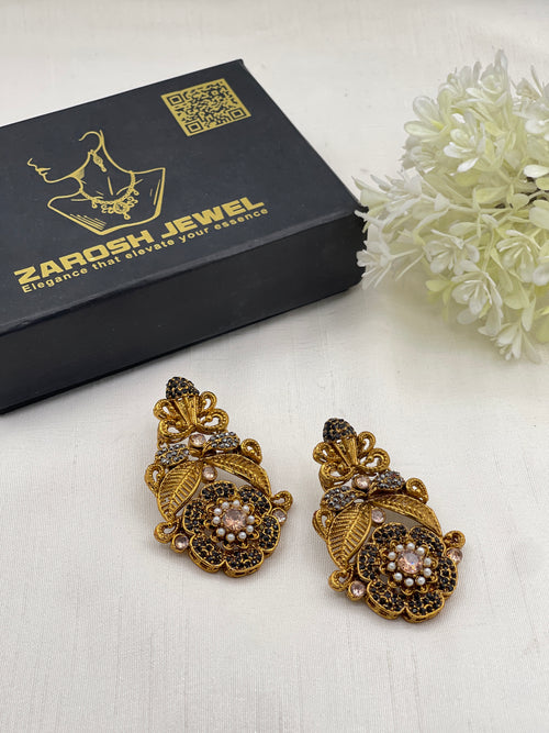 Raniah Antique Earring