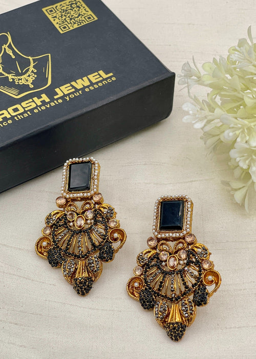 Shop the Rashida Traditional Earring from Zarosh Jewel
