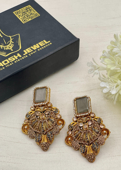 Shop the Rashida Traditional Earring from Zarosh Jewel