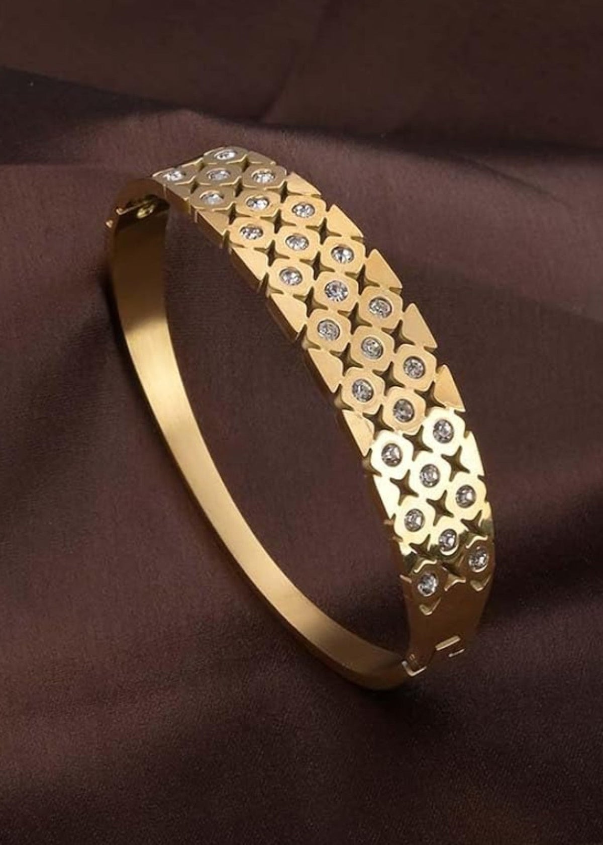 Shop the Regalia Luxe Gold Bracelet from Zarosh Jewel