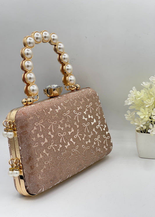 Shop the Ria Luxury Clutch from Zarosh Jewel