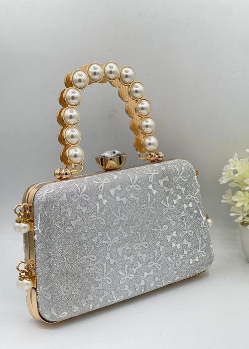 Shop the Ria Luxury Clutch from Zarosh Jewel