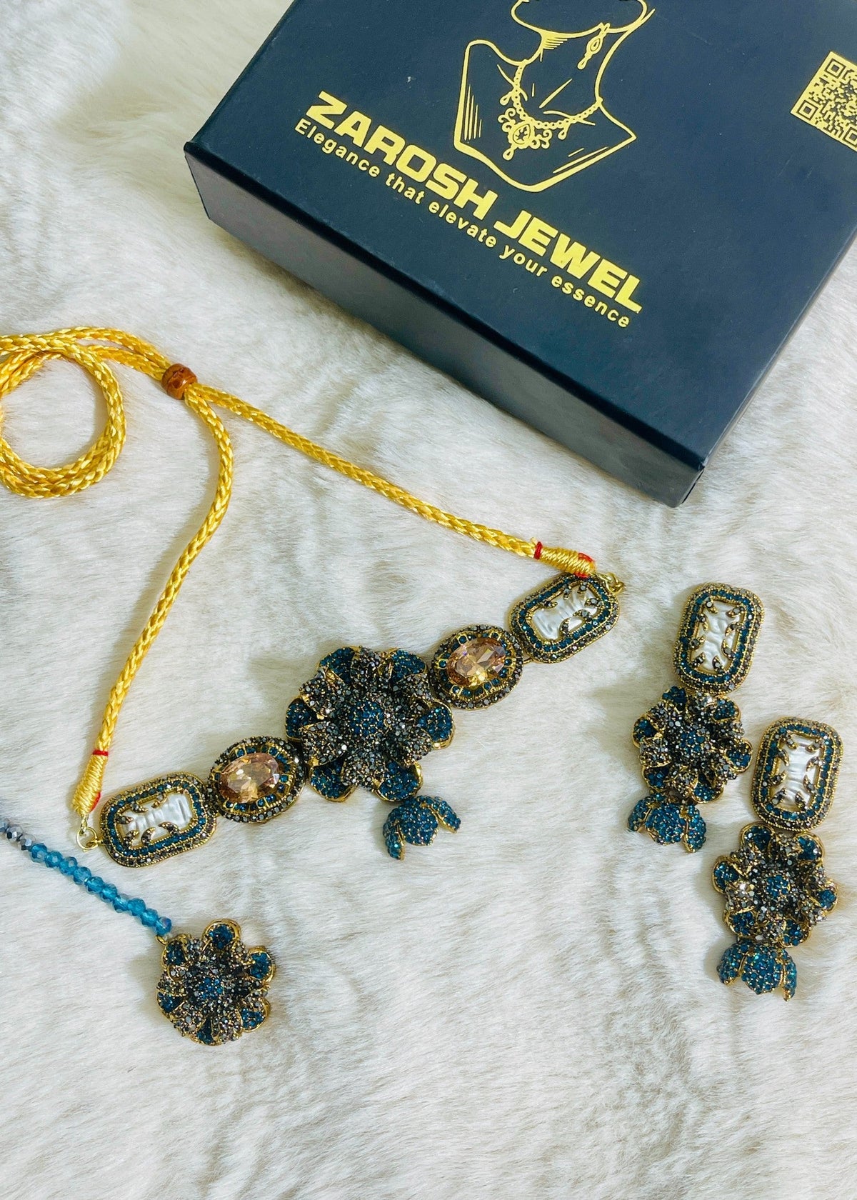 Shop the Rida Choker Set from Zarosh Jewel