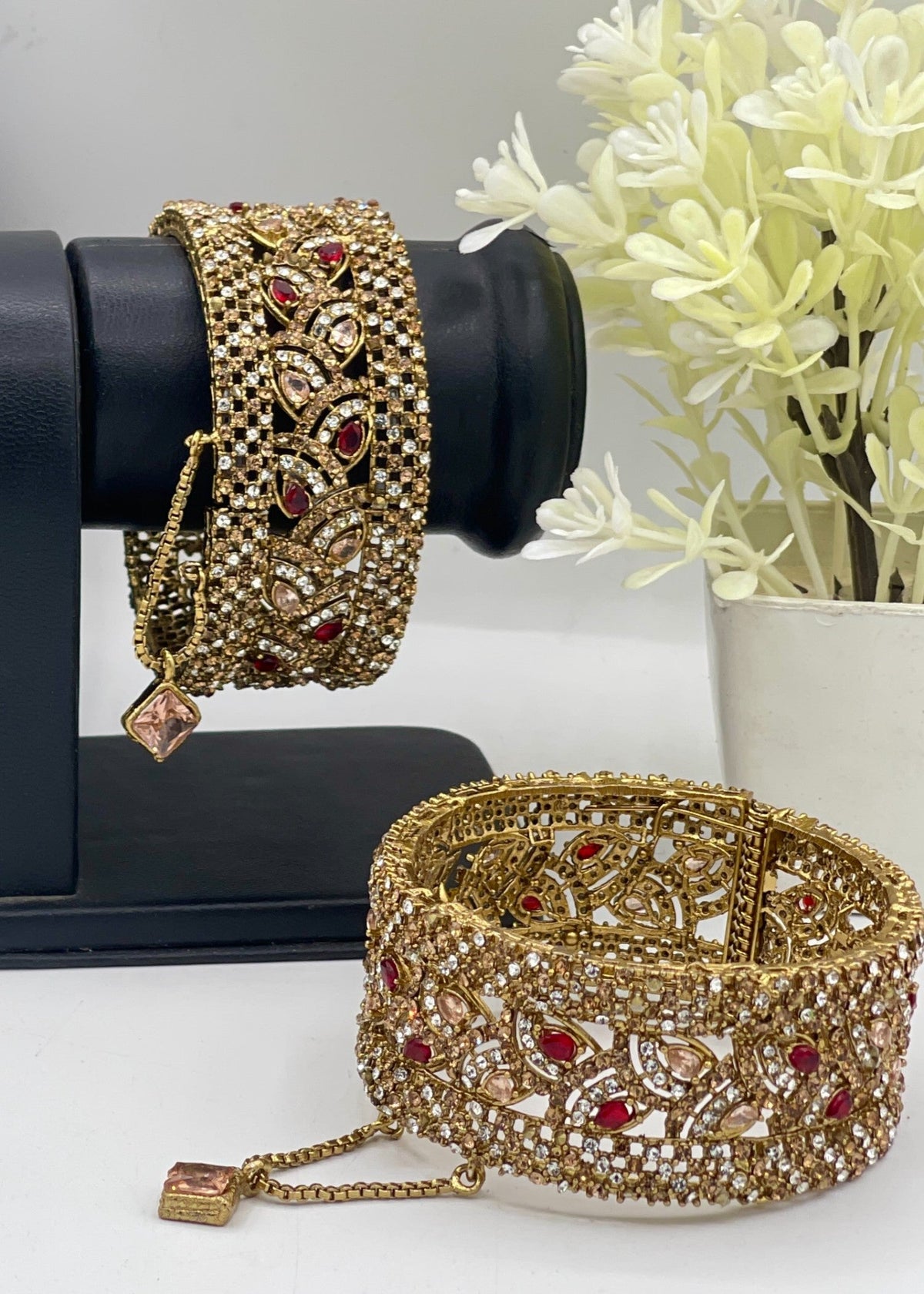 Shop the Rimsha Openable Bangle Set from Zarosh Jewel