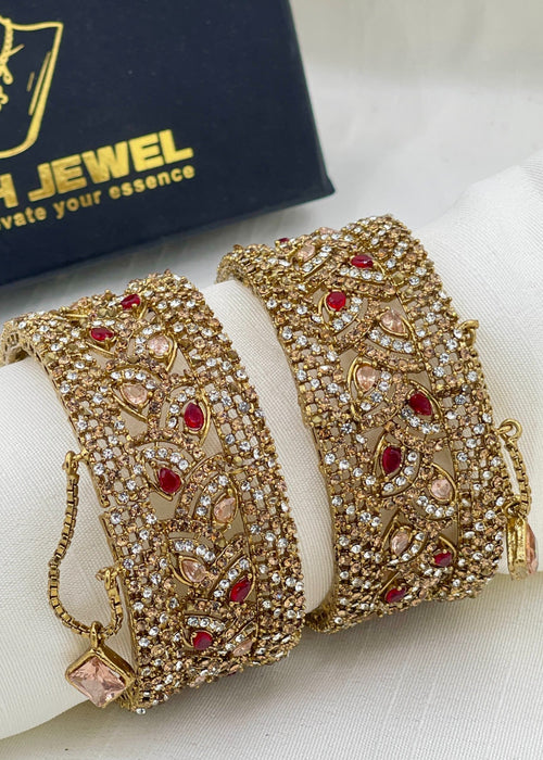 Shop the Rimsha Openable Bangle Set from Zarosh Jewel