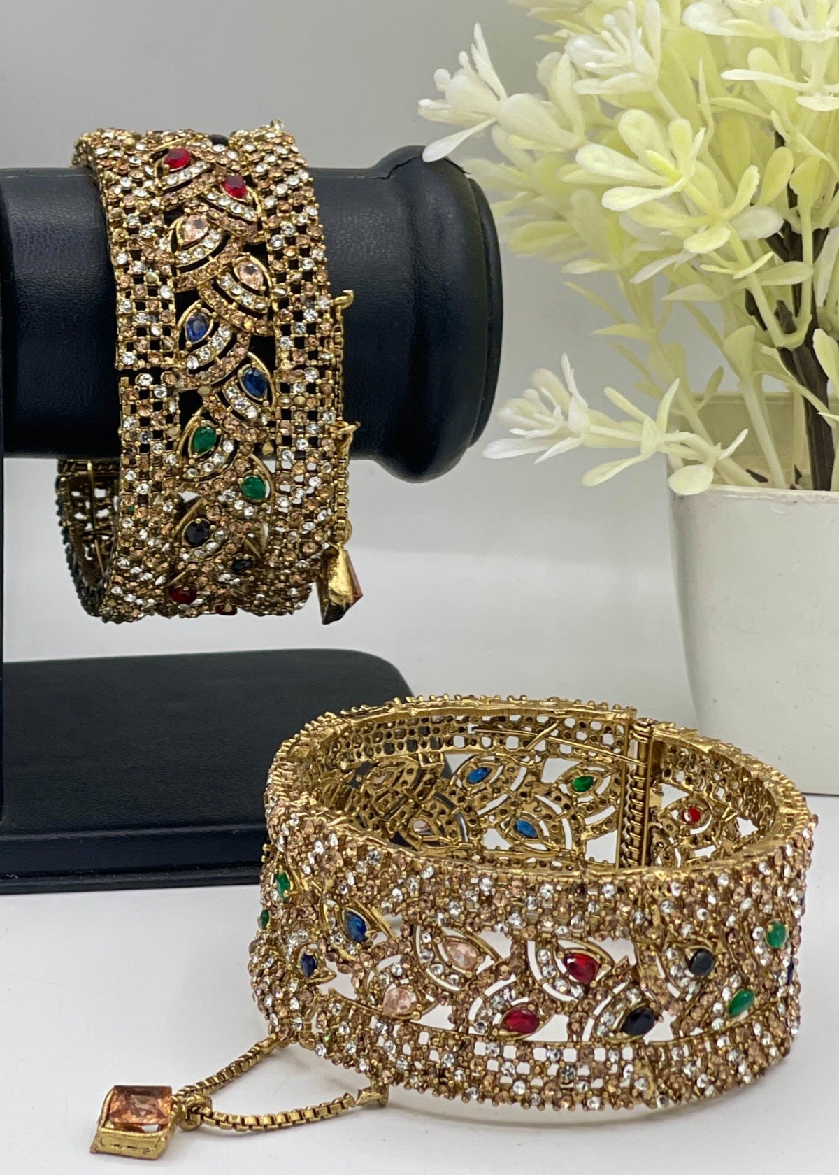 Shop the Rimsha Openable Bangle Set from Zarosh Jewel