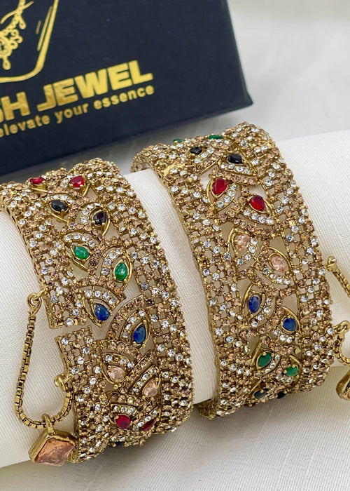 Shop the Rimsha Openable Bangle Set from Zarosh Jewel