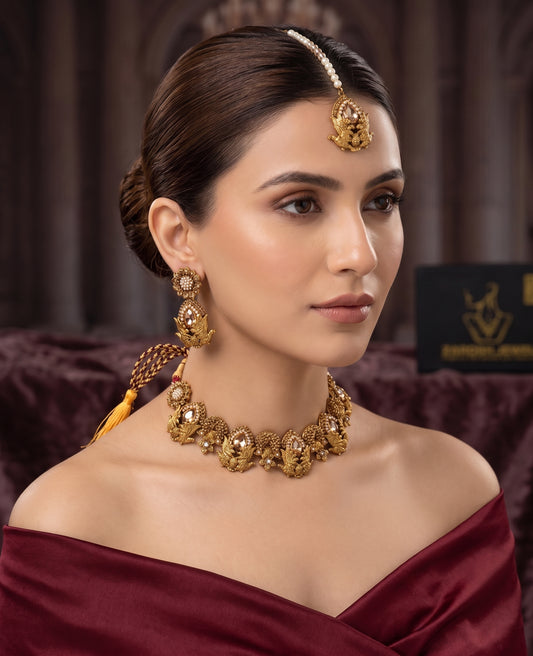 Roaa Elegent Choker Set