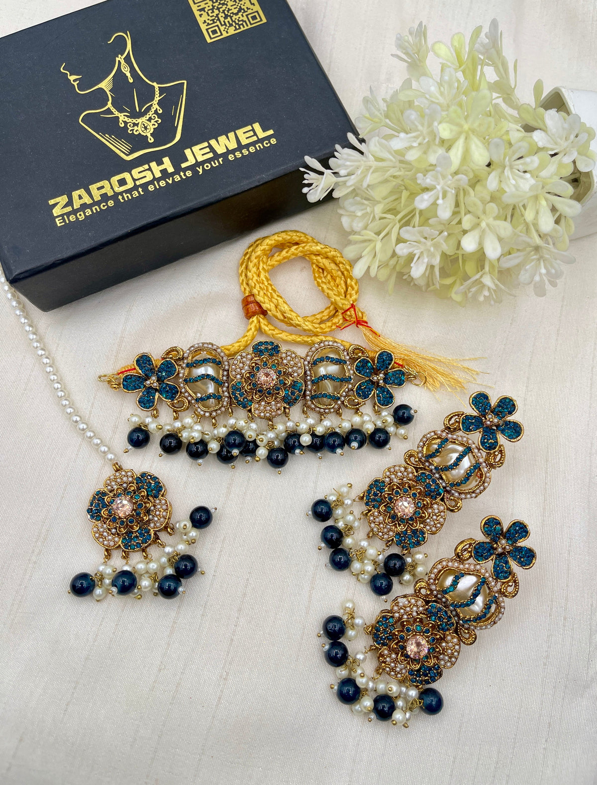 Shop the Romaisa Choker Set from Zarosh Jewel